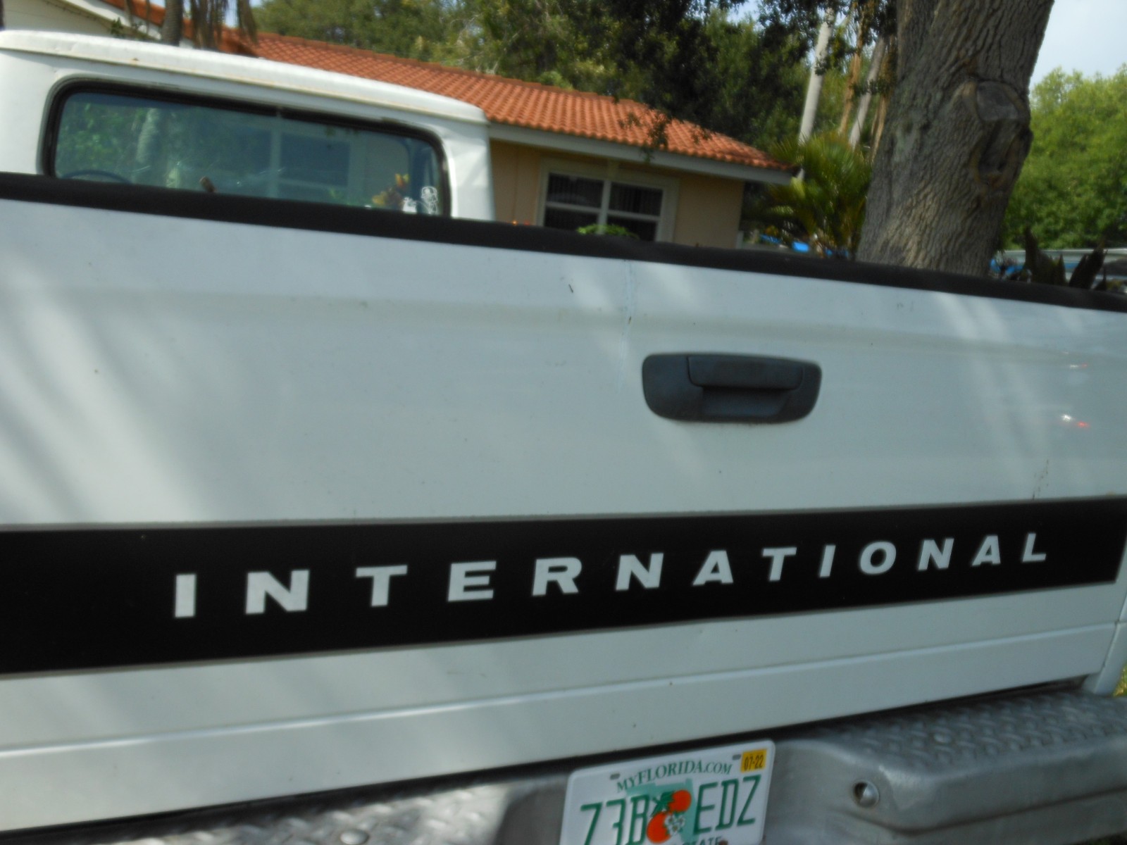 International-Harvester-12-Ton-Pickup-1973-Cab-Chassis-7