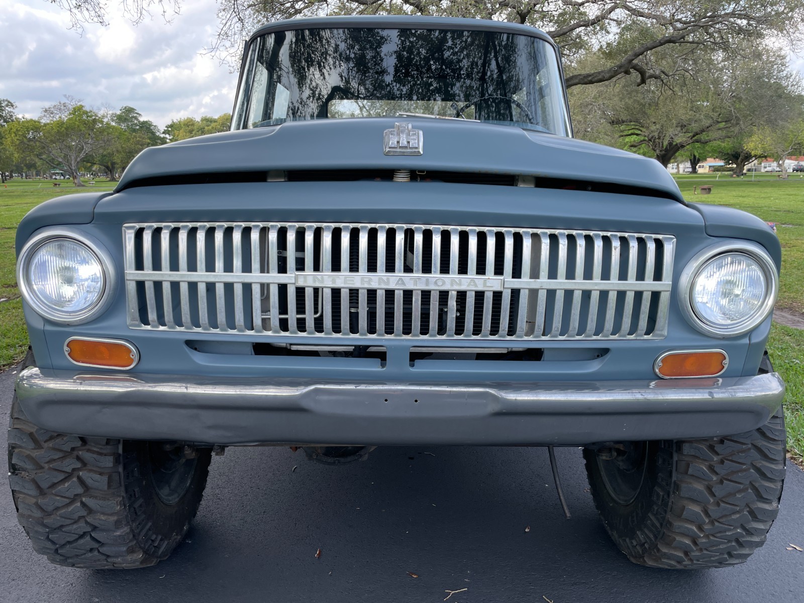 International-Harvester-1200C-1966-Crew-Cab-Pickup-14