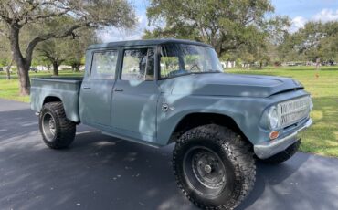 International-Harvester-1200C-1966-Crew-Cab-Pickup-2