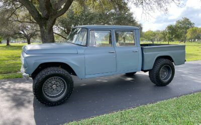 International Harvester 1200C 1966 Crew Cab Pickup