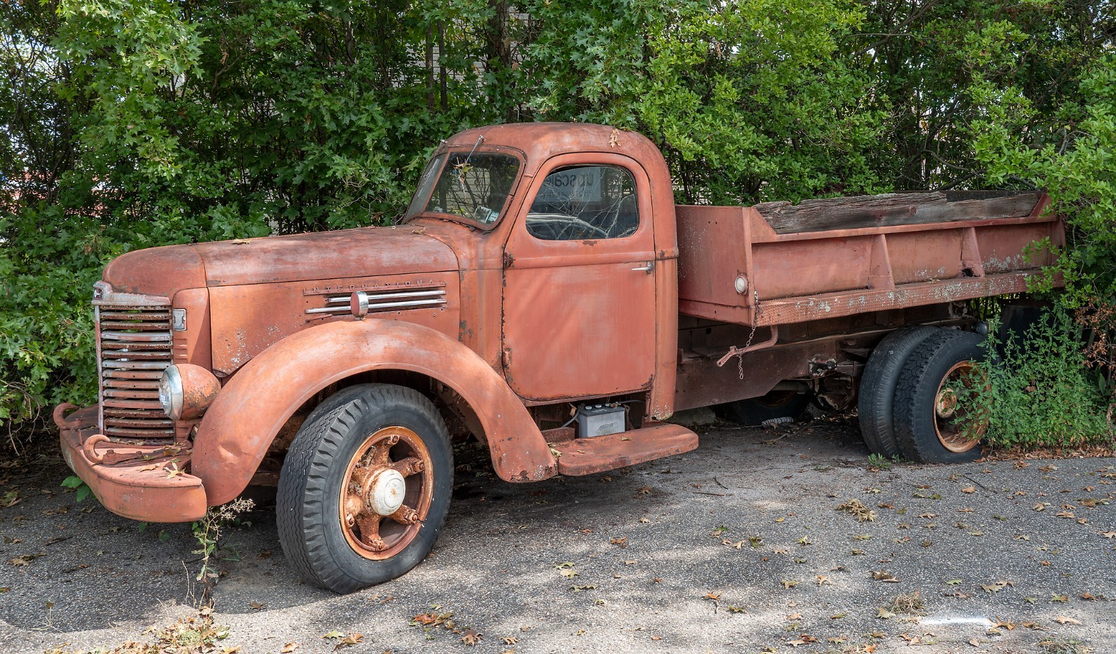 International-Harvester-Dump-Truck-1948-Dump-Truck-1