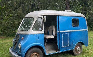International-Harvester-Metro-1960-Standard-Passenger-Van-1