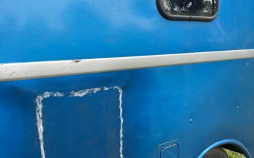 International-Harvester-Metro-1960-Standard-Passenger-Van-6