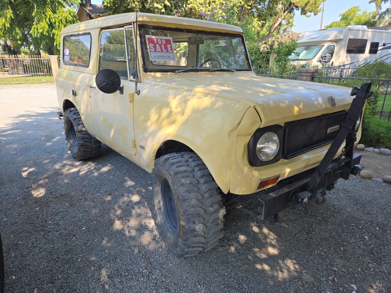 International-Harvester-Scout-1969-SUV-1