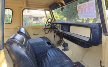 International-Harvester-Scout-1969-SUV-5