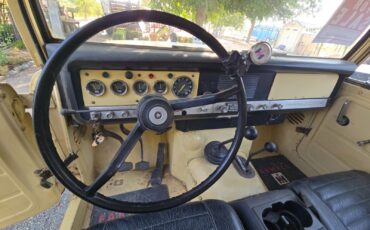International-Harvester-Scout-1969-SUV-9
