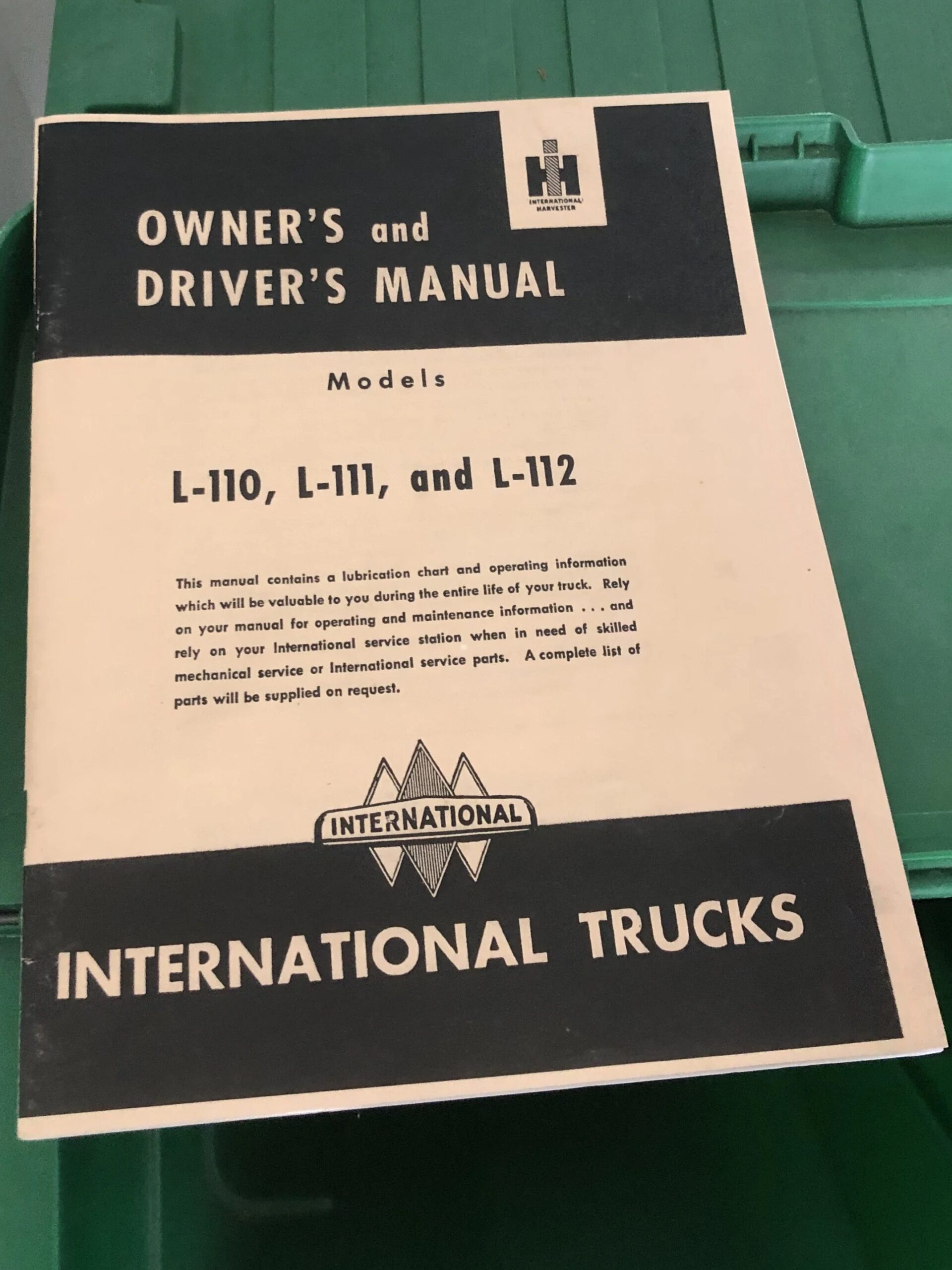 International-Harvester-l110-1951-Blue-Black-13