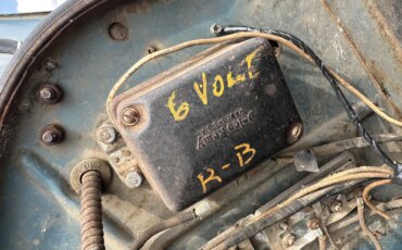 International-Harvester-l110-1951-Blue-Black-17