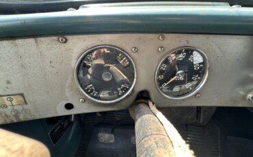 International-Harvester-l110-1951-Blue-Black-2