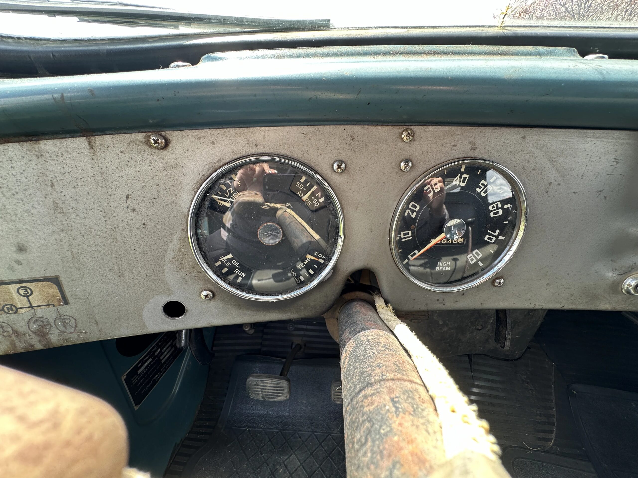 International-Harvester-l110-1951-Blue-Black-2