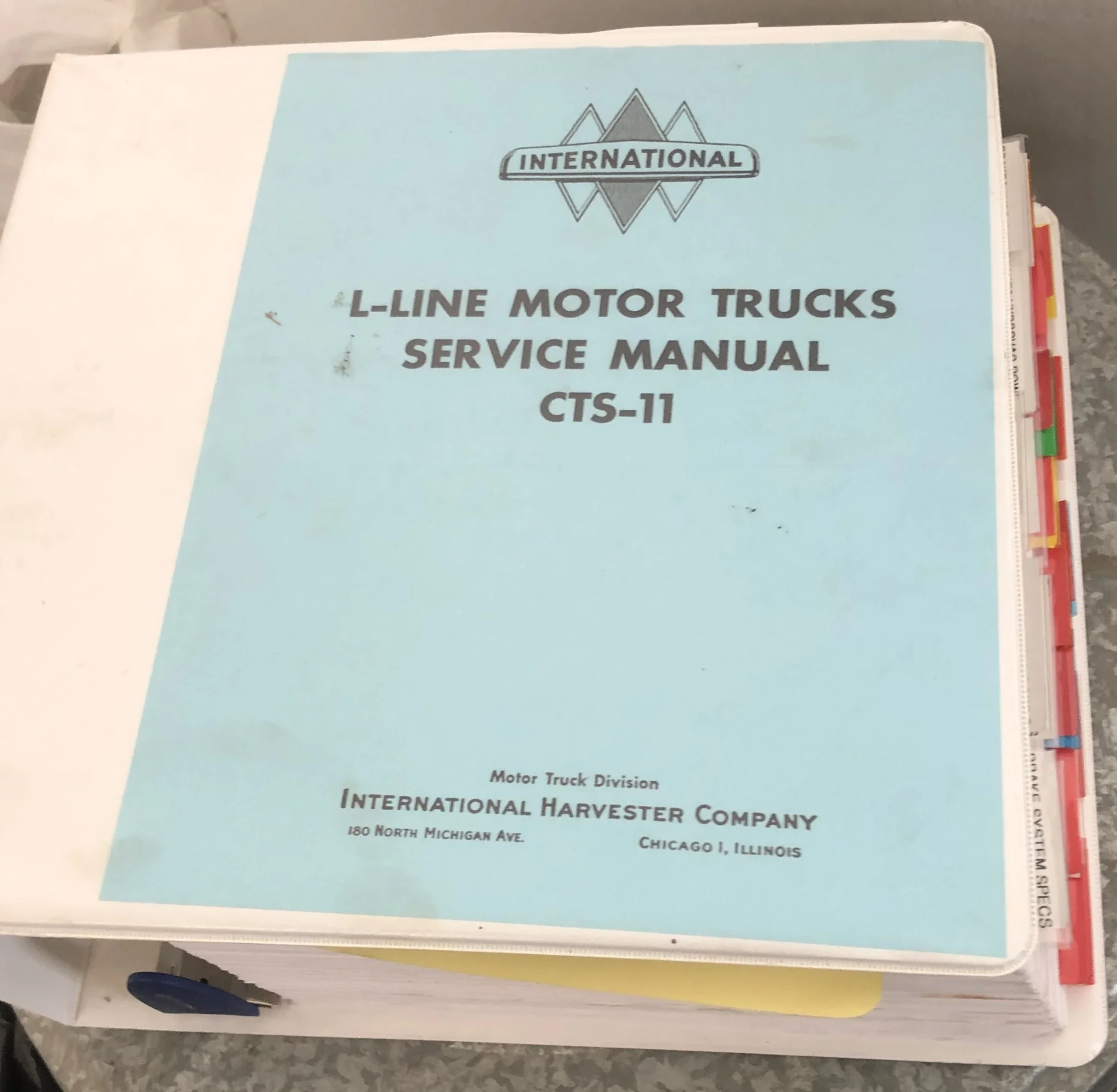International-Harvester-l110-1951-Blue-Black-20