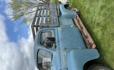 International-Harvester-l110-1951-Blue-Black-5