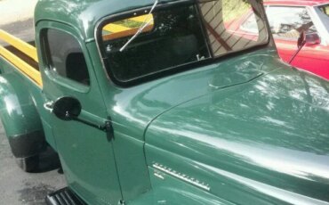 International-Harvester-other-ihc-models-1948-Green-Green