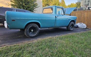 International-Harvester-pickup-1970-Blue-Blue-8