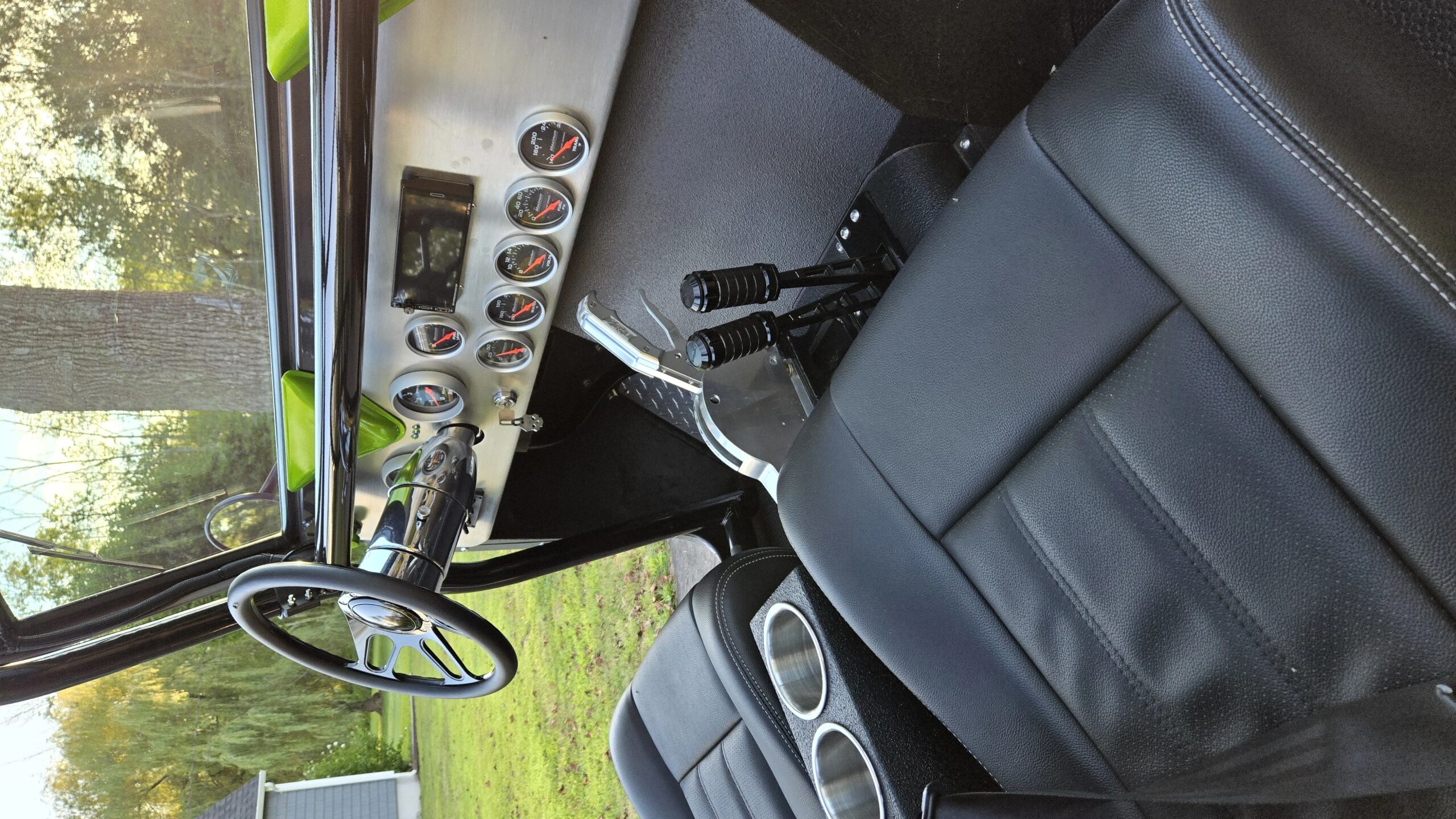 International-Harvester-scout-1963-Gray-Black-10