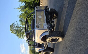 International-Harvester-scout-1963-Gray-Black-16