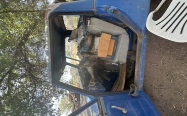 International-Harvester-scout-1964-Blue-8