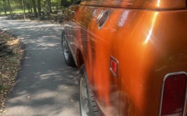 International-Harvester-scout-1974-Custom-Black-2