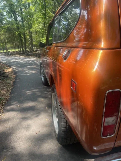 International-Harvester-scout-1974-Custom-Black-2