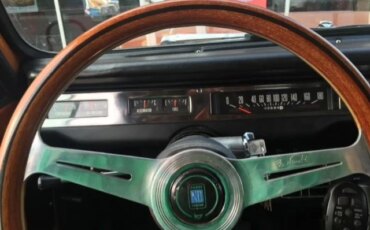 International-Harvester-scout-1974-Custom-Black-5