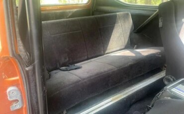 International-Harvester-scout-1974-Custom-Black-8