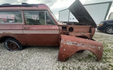 International-Harvester-scout-1979-Red-Black-11