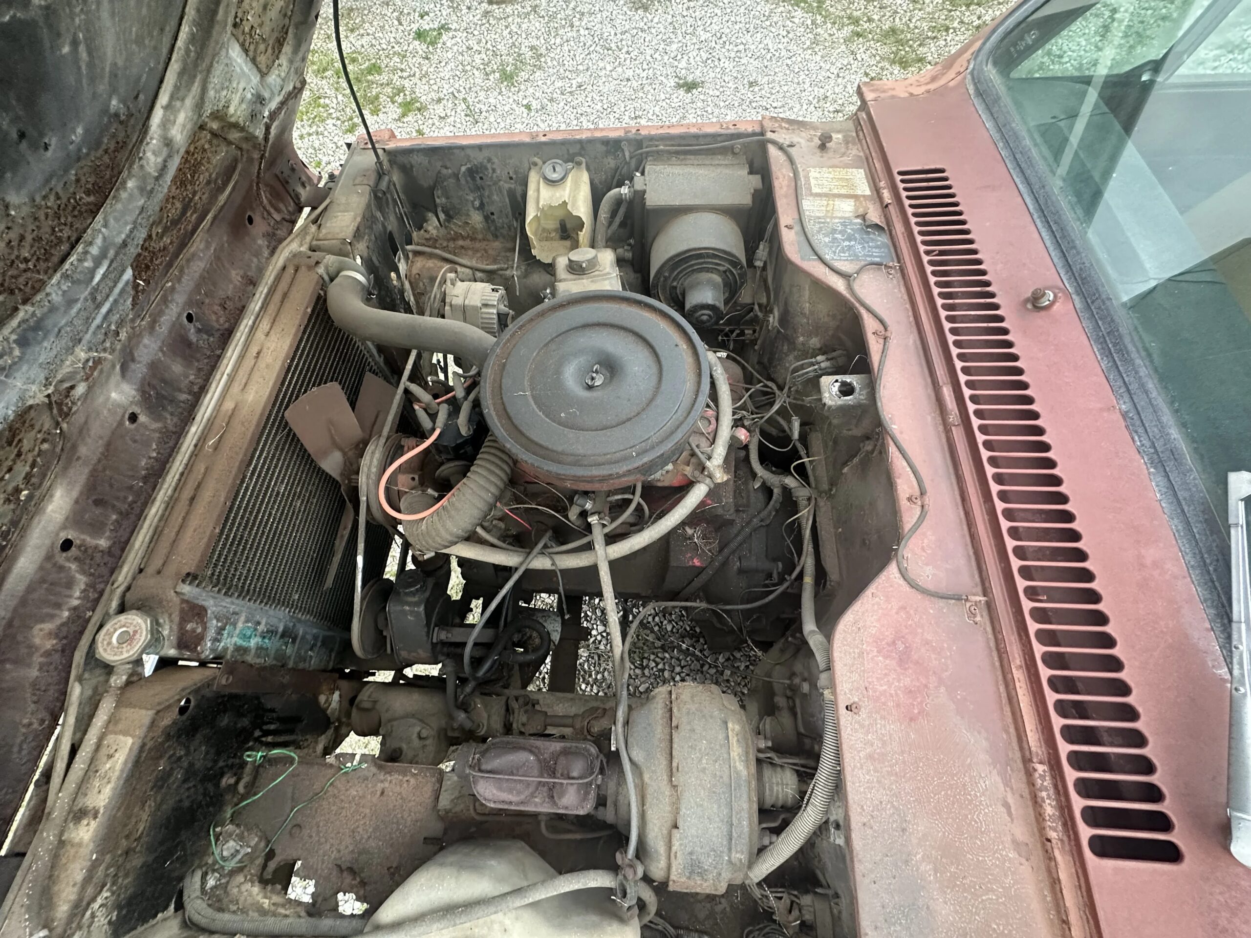 International-Harvester-scout-1979-Red-Black-16