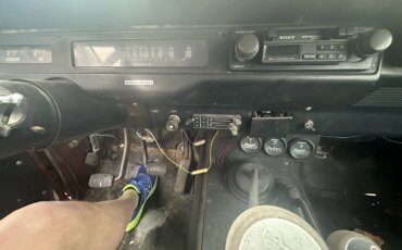 International-Harvester-scout-1979-Red-Black-20