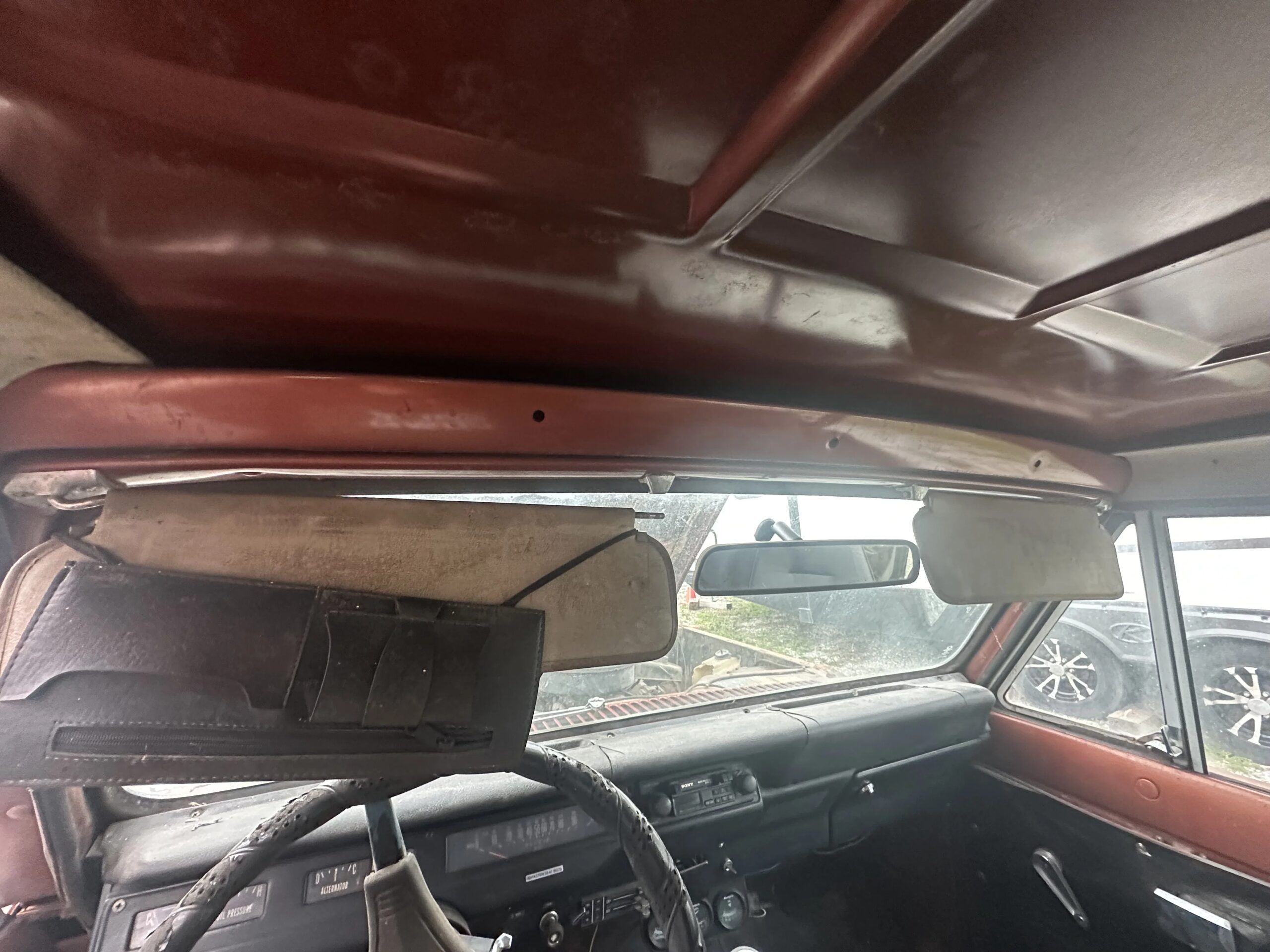 International-Harvester-scout-1979-Red-Black-26