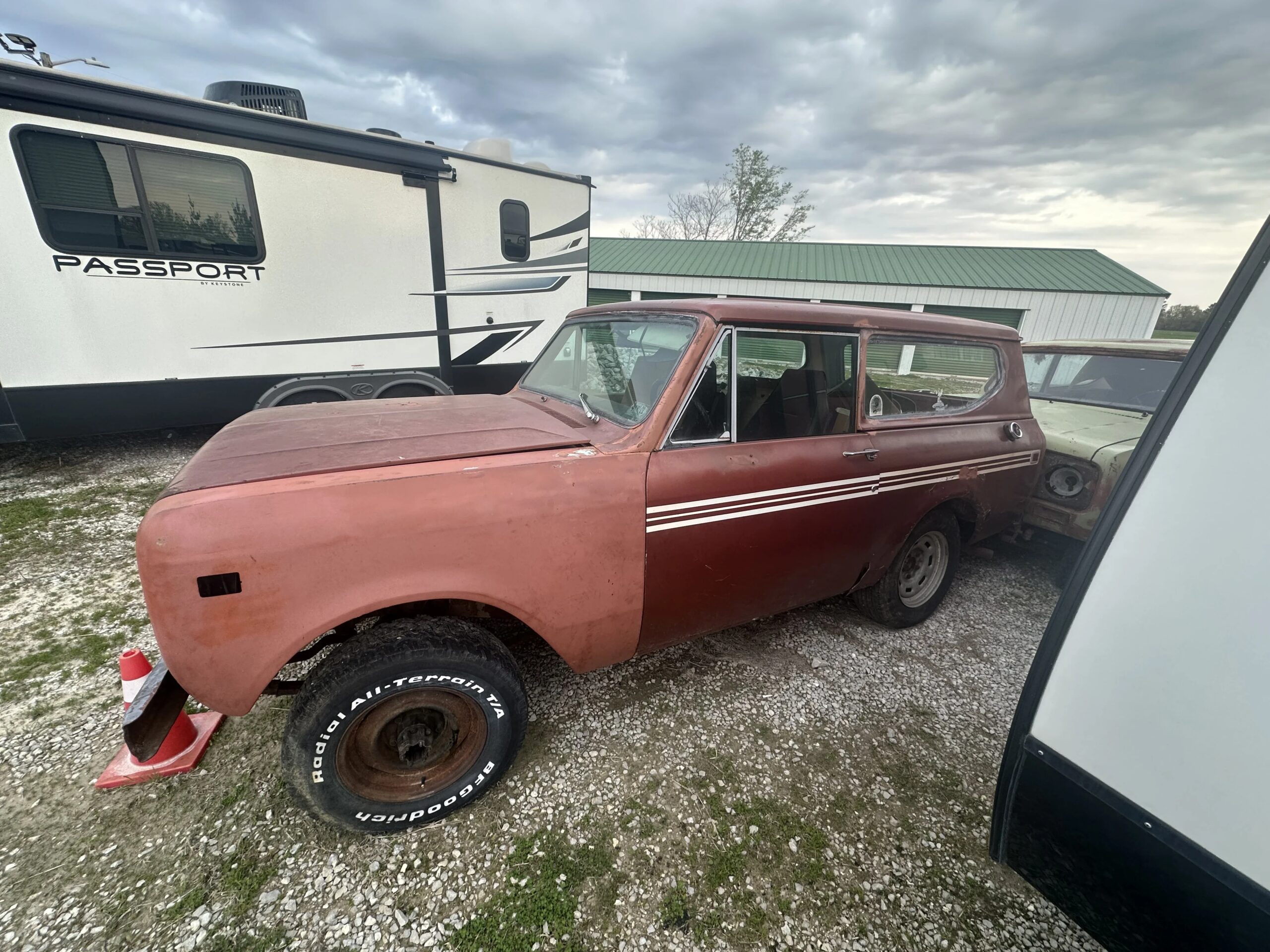 International-Harvester-scout-1979-Red-Black-8