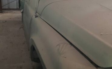 International-c900-pickup-truck.-1964-green-4
