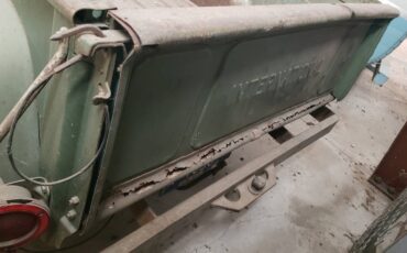 International-c900-pickup-truck.-1964-green-9