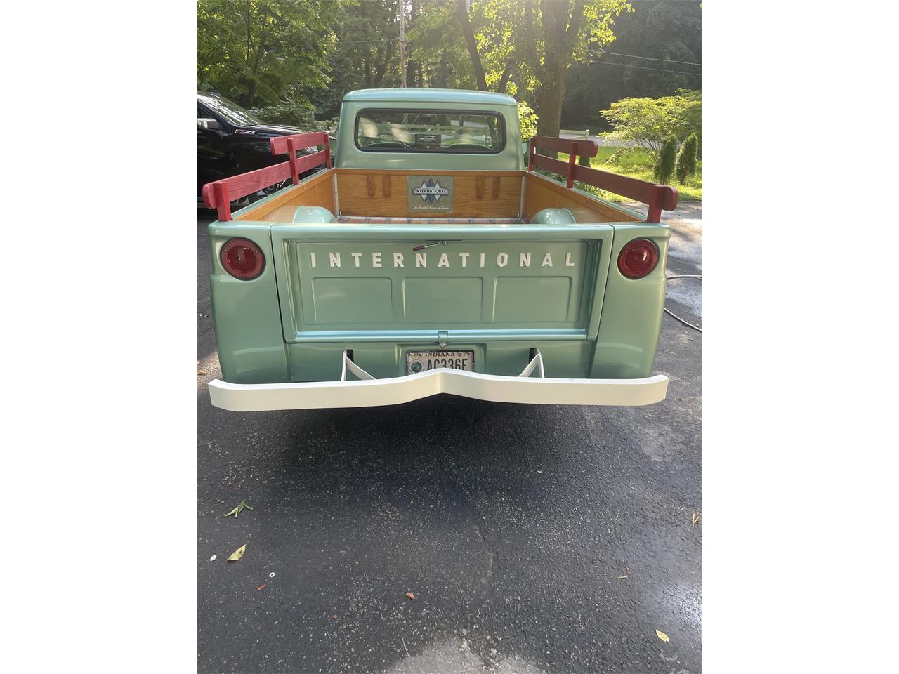 International-harvester-1100-1966-Green-Greentan-5