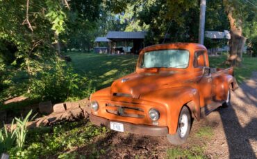 International-harvester-pickup-1954-orange-3