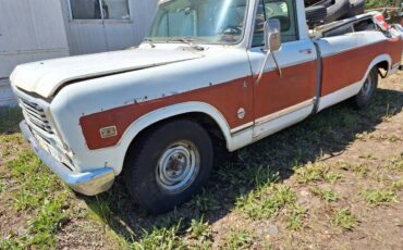 International-harvester-travelall-1973-11