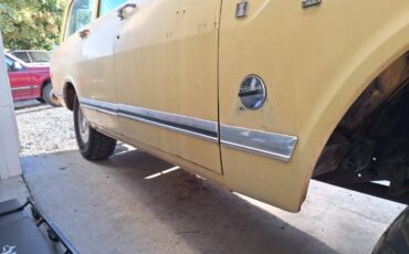 International-harvester-travelall-1973-12