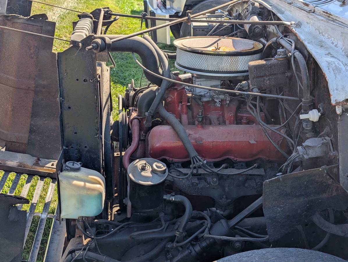 International-loadstar-1600-diesel-1977-white-14