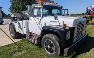 International-loadstar-1600-diesel-1977-white-4