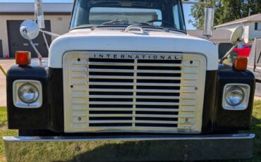 International-loadstar-1600-diesel-1977-white-5