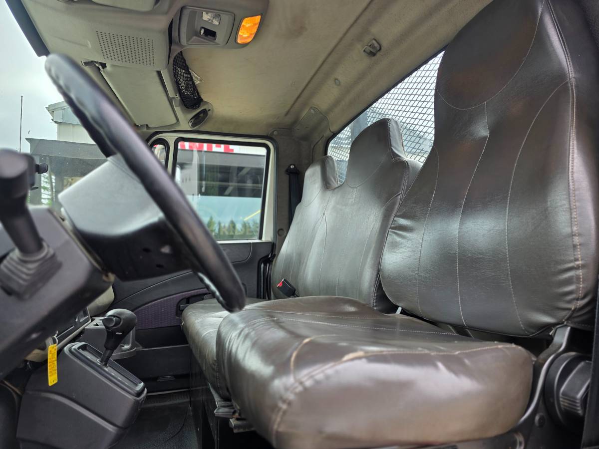 International-ma025-durastar-4300-diesel-1985-white-17