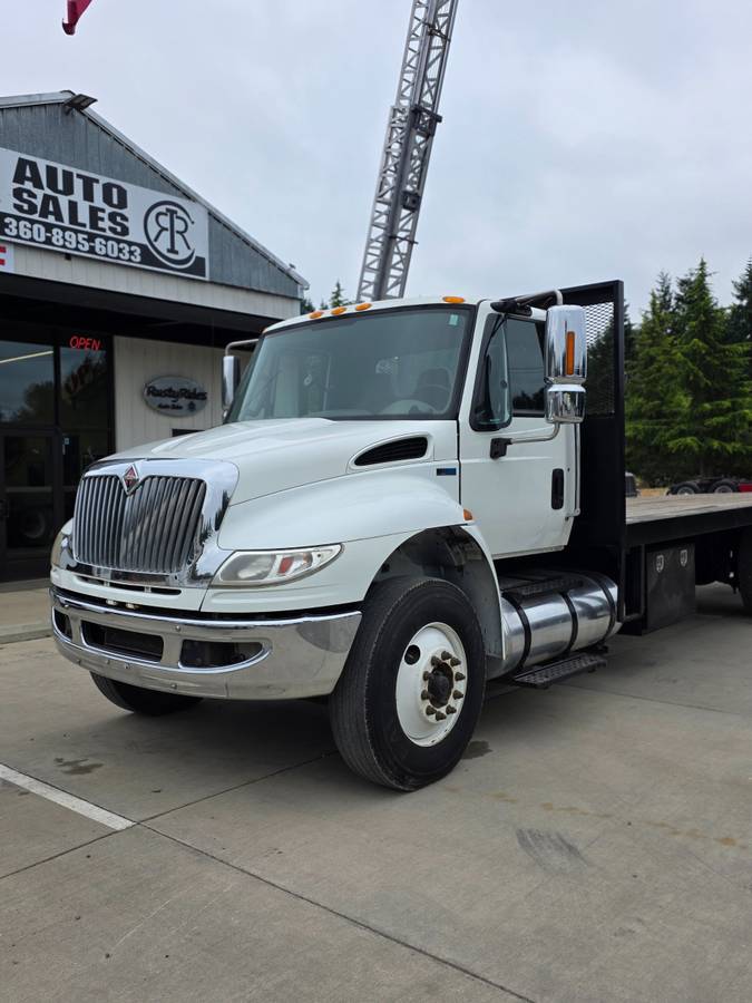 International-ma025-durastar-4300-diesel-1985-white-2