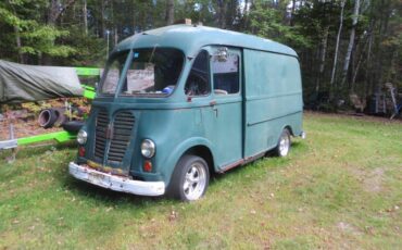 International-metro-van-1963-green