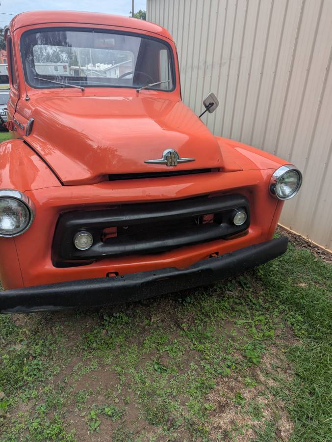 International-s-series-1957