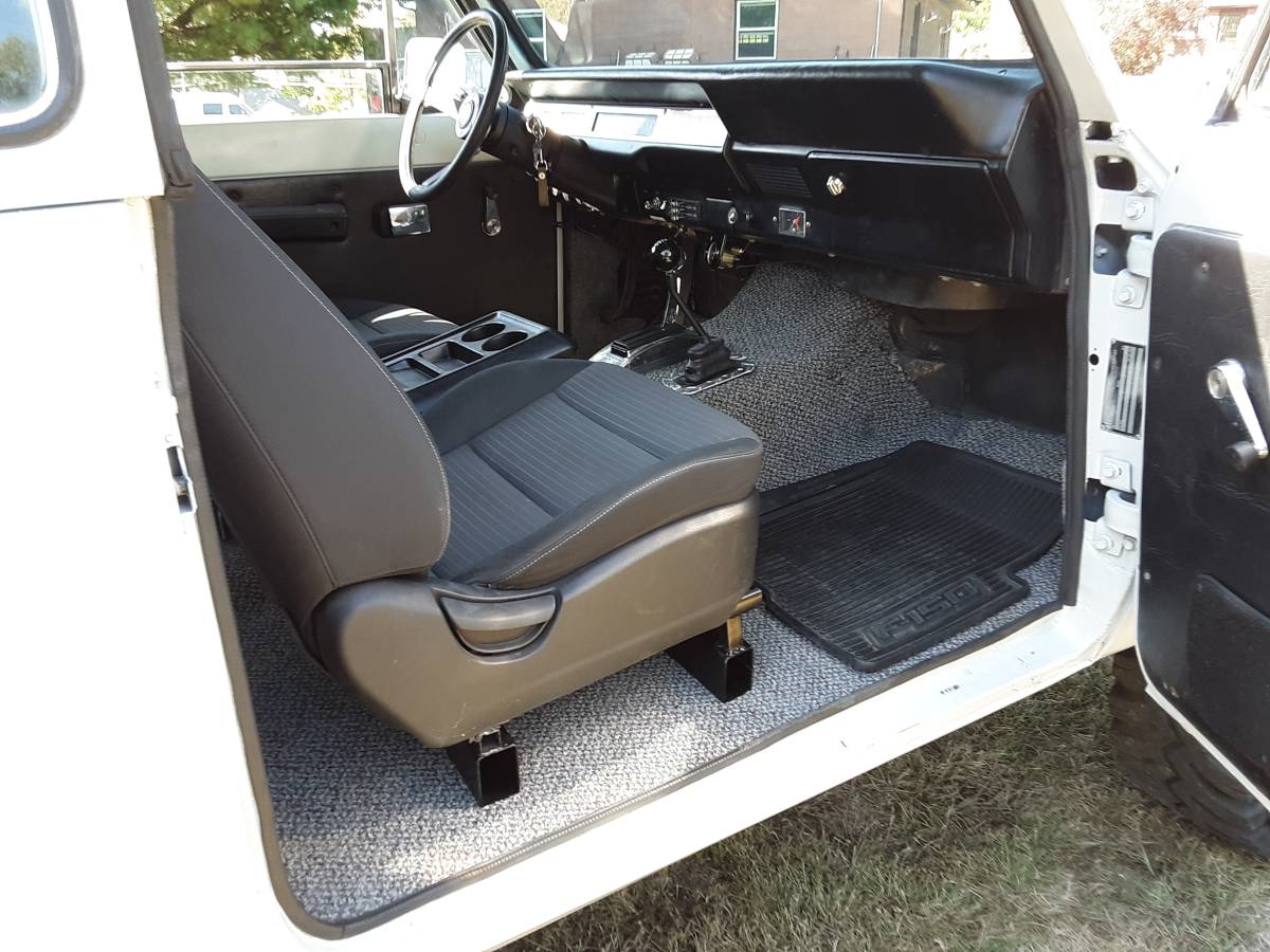 International-scout-ii-diesel-1979-grey-16