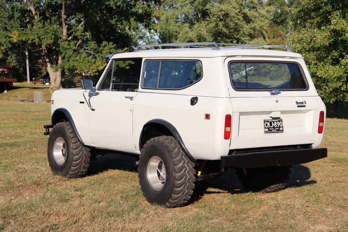 International-scout-ii-diesel-1979-grey-2