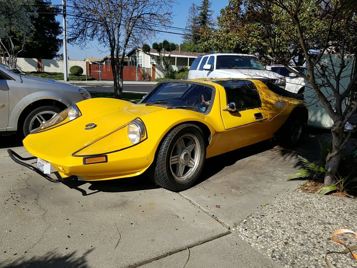 Invader-electric-1965-yellow-1
