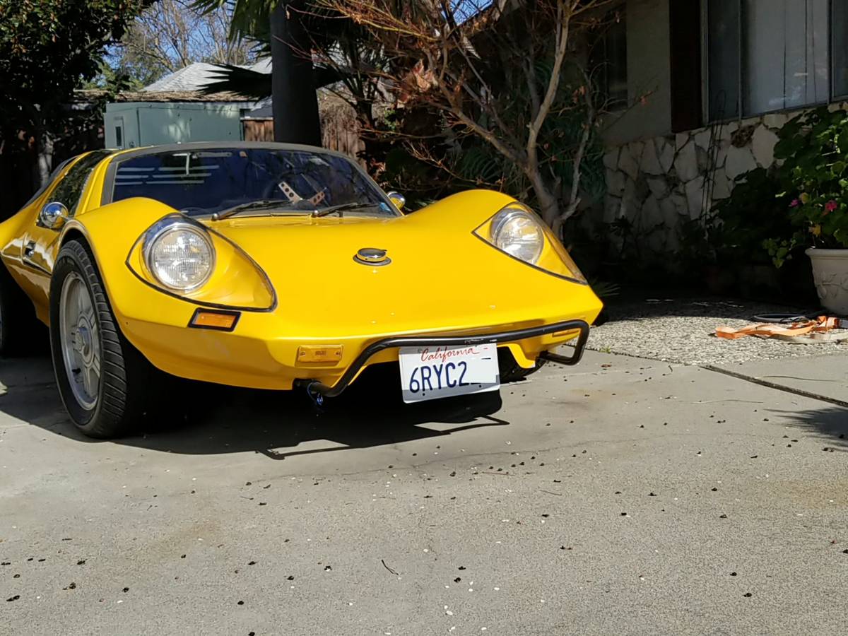 Invader-electric-1965-yellow