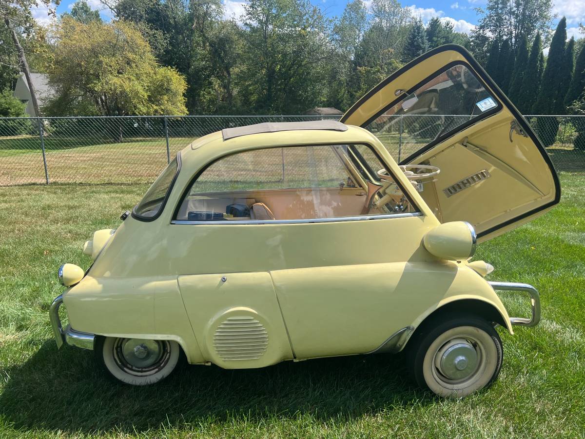 Isetta-300-1957-yellow-2