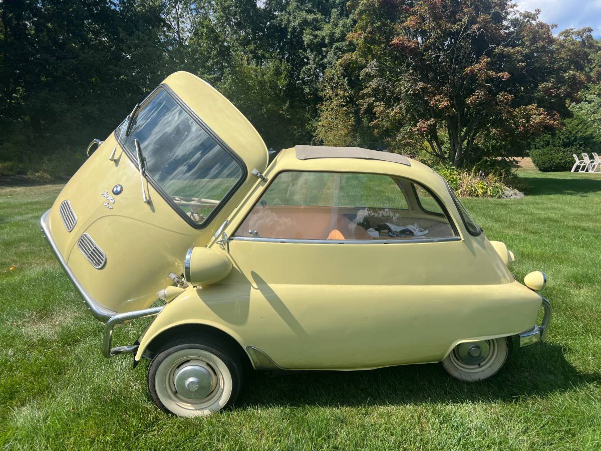Isetta-300-1957-yellow-3