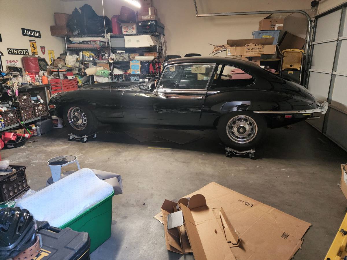 Jagaur-e-type-22-1969-black-3